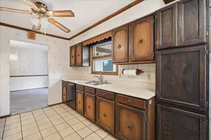 5302 Comanche Way, Madison, WI 53704 - Photo 19