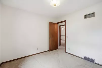 5302 Comanche Way, Madison, WI 53704 - Photo 33