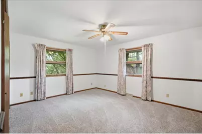 5302 Comanche Way, Madison, WI 53704 - Photo 7