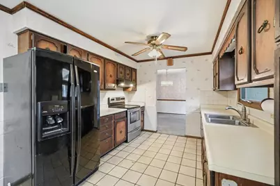 5302 Comanche Way, Madison, WI 53704 - Photo 21
