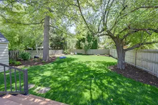 13 Oxford Pl, Madison, WI 53704 - Photo 57