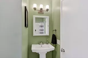 13 Oxford Pl, Madison, WI 53704 - Photo 27