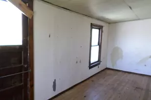 402 E Washington St, Tomah, WI 54660 - Photo 23