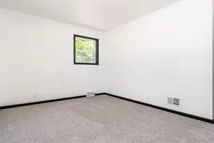 1103 Mitchell St, Janesville, WI 53546 - Photo 25