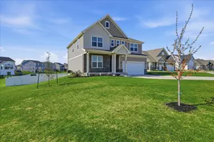 1593 N Thompson Rd, Sun Prairie, WI 53590 - Photo 3