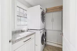 5383 Mariner's Cove Dr, Madison, WI 53704 - Photo 31