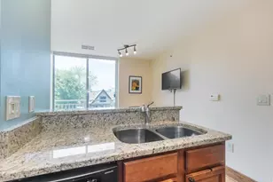 333 W Mifflin St, Madison, WI 53703 - Photo 23