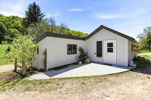 E15845 Short Dr, Hillsboro, WI 54634 - Photo 81