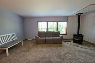 E9351 Dellwood Rd, Reedsburg, WI 53959 - Photo 5