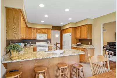 1004 Ganser Drive, Waunakee, WI 53597 - Photo 19