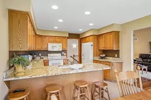 1004 Ganser Dr, Waunakee, WI 53597 - Photo 19