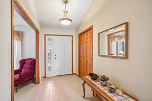 1004 Ganser Dr, Waunakee, WI 53597 - Photo 9