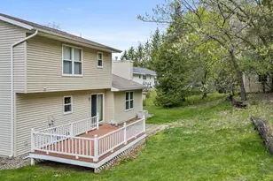 809 River St, Portage, WI 53901 - Photo 5