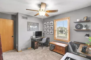 7126 Timberwood Dr, Madison, WI 53719 - Photo 33