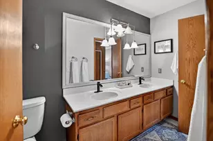 117 Knutson Dr, Madison, WI 53704 - Photo 23