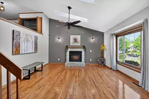 117 Knutson Dr, Madison, WI 53704 - Photo 7