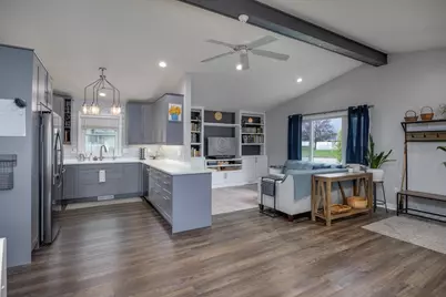 3631 Wildflower Lane, Janesville, WI 53548 - Photo 9
