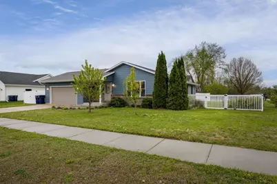 3631 Wildflower Lane, Janesville, WI 53548 - Photo 3