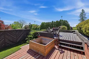 319 Hillcrest Dr, Beaver Dam, WI 53916 - Photo 7