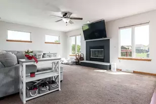 3197 S Bartells Dr, Beloit, WI 53511 - Photo 7