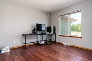 3197 S Bartells Dr, Beloit, WI 53511 - Photo 5