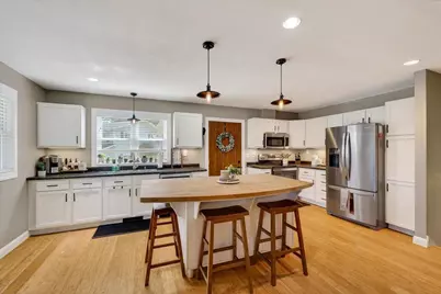325 Heidi Court, New Glarus, WI 53574 - Photo 9