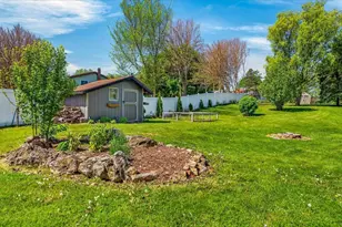 325 Heidi Ct, New Glarus, WI 53574 - Photo 5