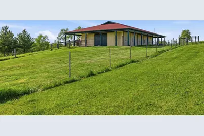 1049 Miller Road, Mineral Point, WI 53565 - Photo 77