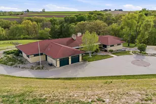 1049 Miller Rd, Mineral Point, WI 53565 - Photo 5