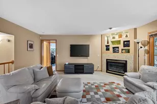 7113 Maple Point Dr, Madison, WI 53719 - Photo 39