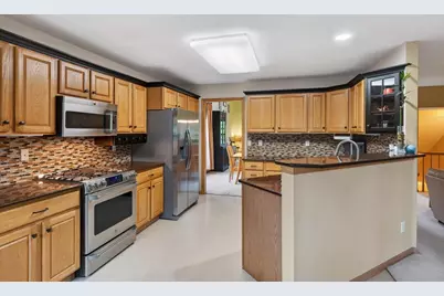 7113 Maple Point Drive, Madison, WI 53719 - Photo 31