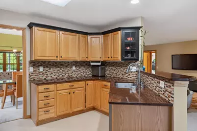 7113 Maple Point Drive, Madison, WI 53719 - Photo 33