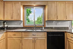 1309 Kuhle Dr, Sun Prairie, WI 53590 - Photo 9