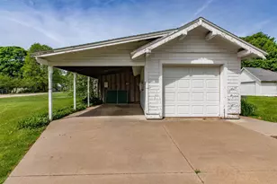 314 S Iowa St, Ridgeville, WI 53533 - Photo 7