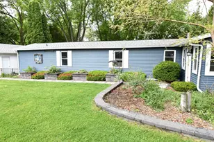 N9675 Northern Shores, Fox Lake, WI 53933 - Photo 3
