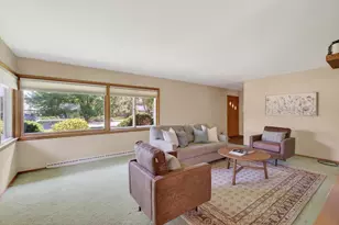 6622 South Ave, Middleton, WI 53562 - Photo 7