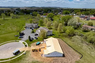 533 Boorman Ct, Mauston, WI 53948 - Photo 7