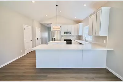 4432 Valor Way, Madison, WI 53718 - Photo 11