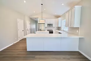 4432 Valor Way, Madison, WI 53718 - Photo 11