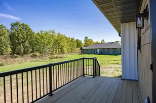 535 Boorman Ct, Mauston, WI 53948 - Photo 3