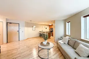 311 N Hancock St, Madison, WI 53703 - Photo 3