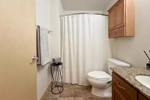 311 N Hancock St, Madison, WI 53703 - Photo 17