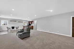 1808 Three Wood Dr, Mount Horeb, WI 53572 - Photo 29