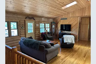19085 Kestrel Ridge Lane, Richland Center, WI 53581 - Photo 9