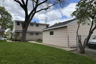 2250 N 103rd St, Wauwatosa, WI 53226 - Photo 5