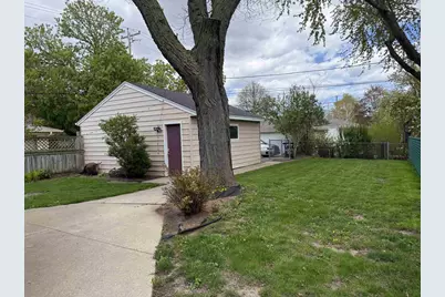 2250 N 103rd Street, Wauwatosa, WI 53226 - Photo 5