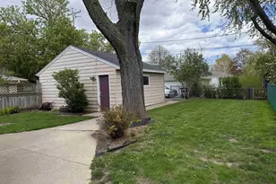 2250 N 103rd St, Wauwatosa, WI 53226 - Photo 5