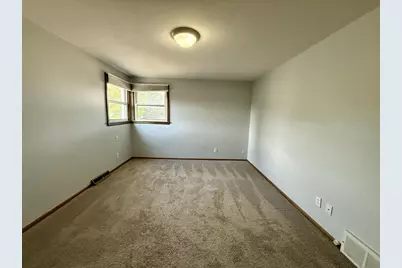2250 N 103rd Street, Wauwatosa, WI 53226 - Photo 25