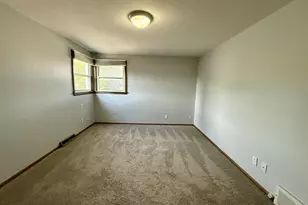 2250 N 103rd St, Wauwatosa, WI 53226 - Photo 25