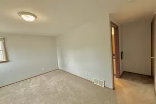 2250 N 103rd St, Wauwatosa, WI 53226 - Photo 25
